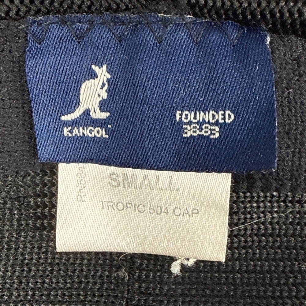 Kangol Tropic 504 Black Flat Cap Mesh Knit Ivy Hat Small 0287BCHW - Picture 4 of 5